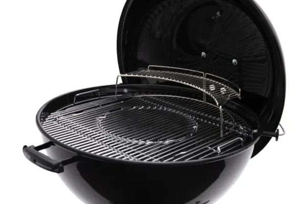Weber Master Touch 26" Charcoal Grill - Black