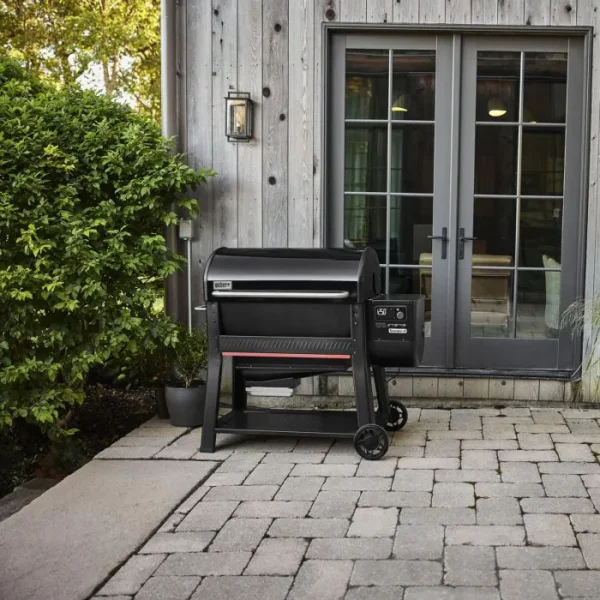 Weber Searwood XL 600 Pellet Grill